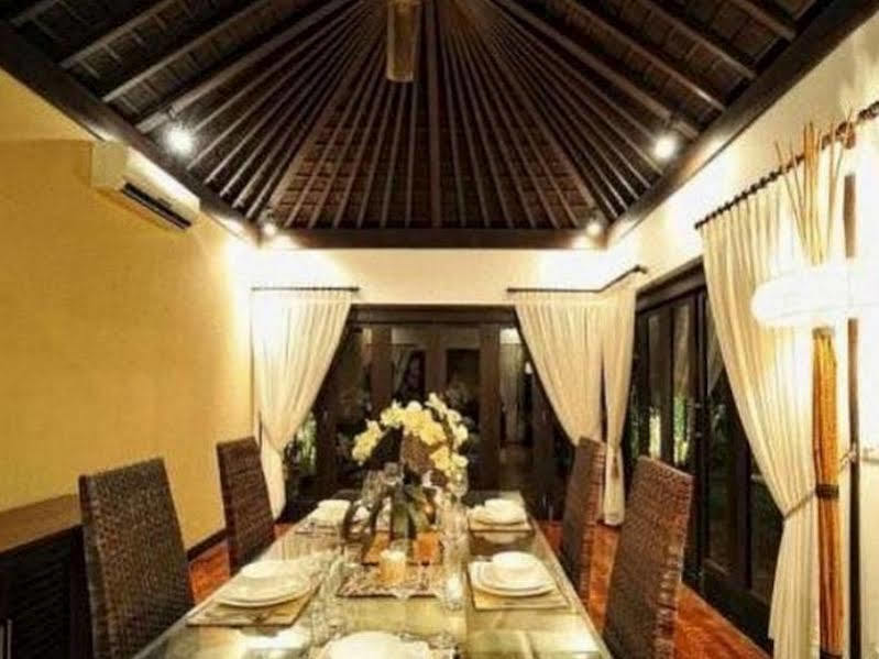 Villa Cantik Umalas  Luaran gambar